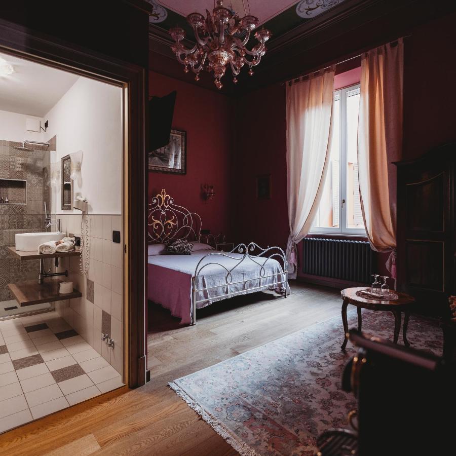 Salotto Delle Arti Hotel Модена Екстериор снимка