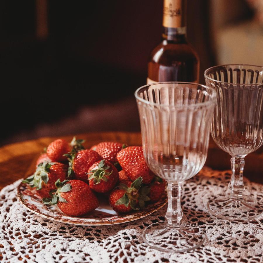 Salotto Delle Arti Hotel Модена Екстериор снимка